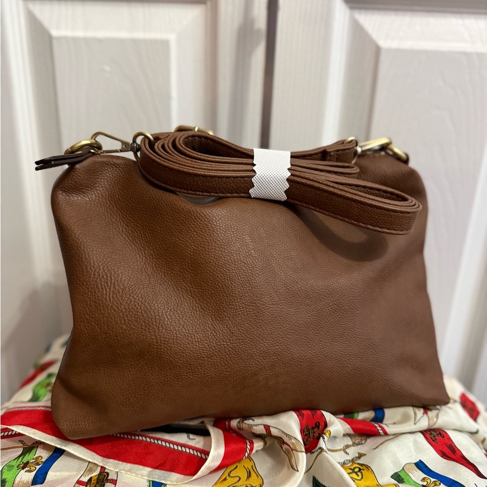 NWOT  Brown Faux Leather Women's Bag